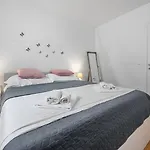 Apartment Theo Seaview Makarska