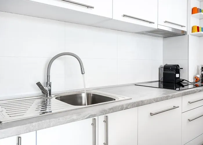 Theo Seaview Makarska