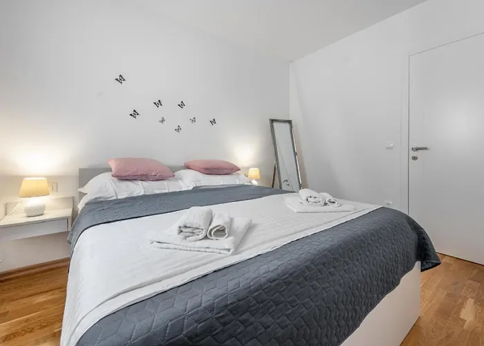 Apartment Theo Seaview Makarska