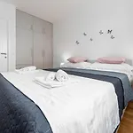 Theo Seaview Apartamento