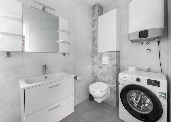 Theo Seaview Apartment