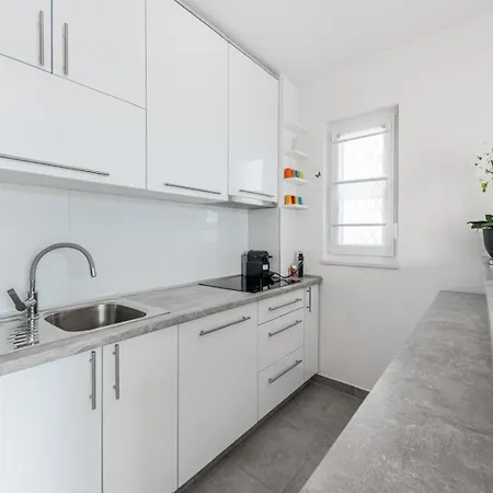 Theo Seaview מאקרסקה